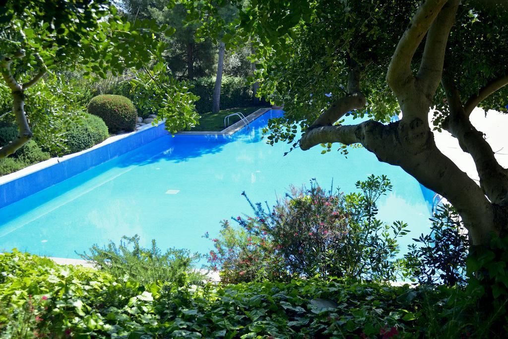 阿巴花园酒店 埃斯普卢加·德·隆布雷格 外观 照片